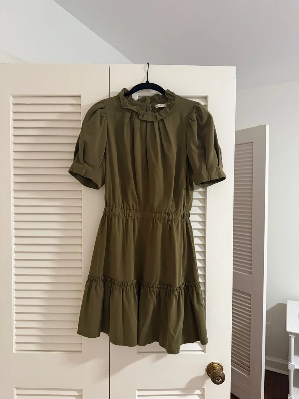 Alice + Olivia Olive Ruffle-Neck Tiered Short Sleeve Dress